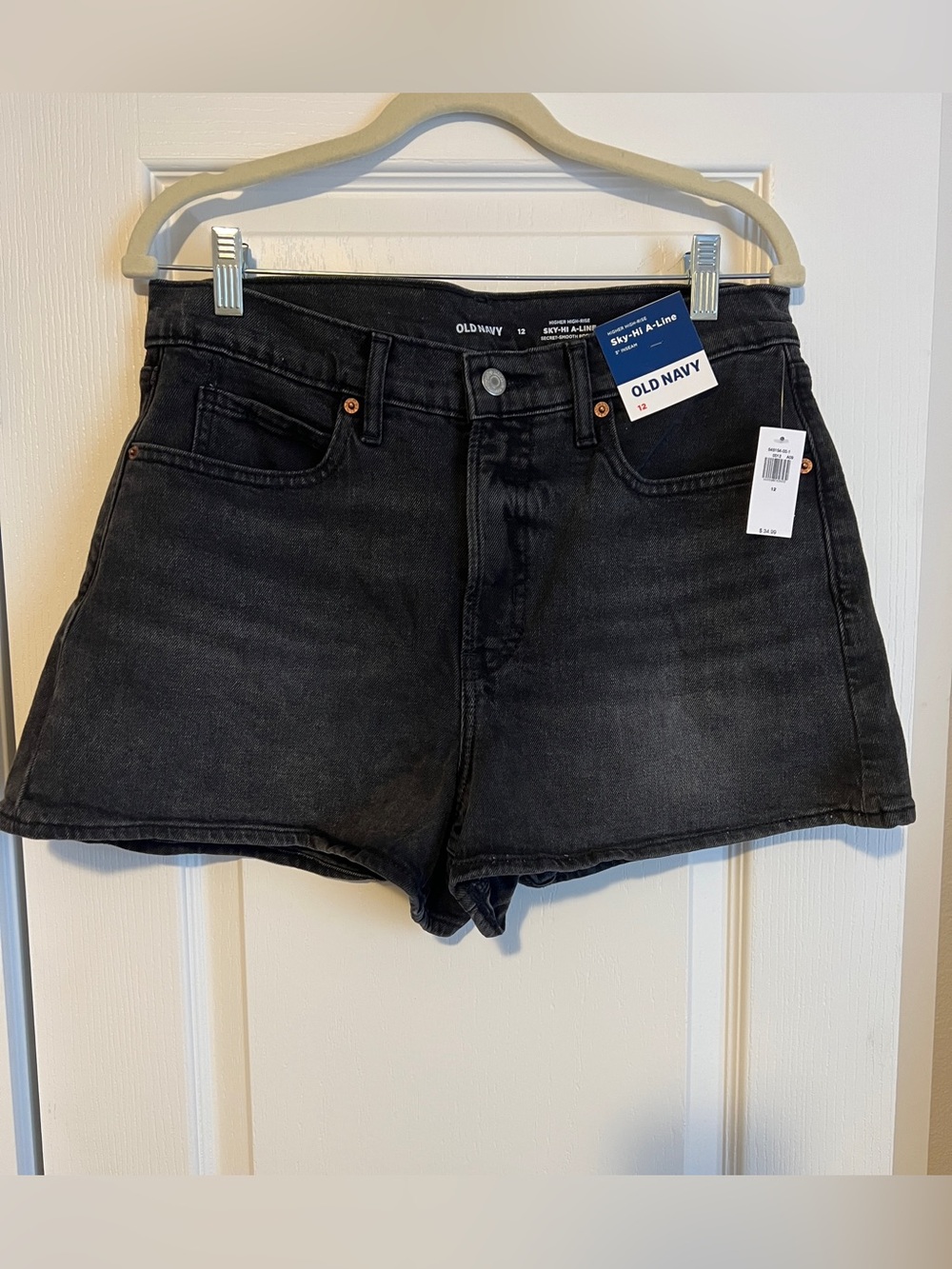 NWT Old Navy Sky-Hi A-Line Black Denim Shorts - Size 12